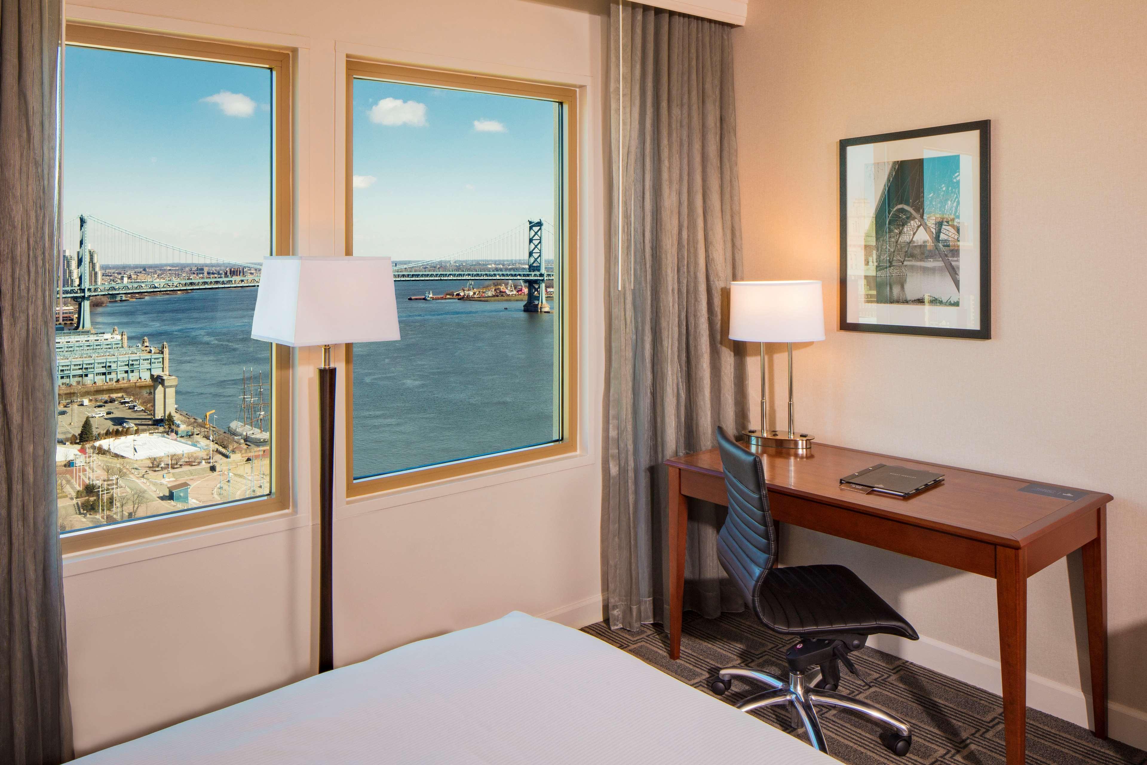 Hilton Philadelphia At Penn'S Landing Hotel Phòng bức ảnh